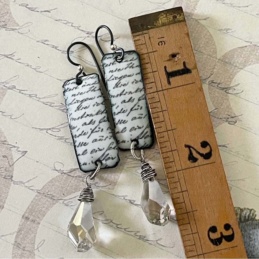 ARTISAN Earrings “Literary Chic” - Dangles - Picture 9 of 11